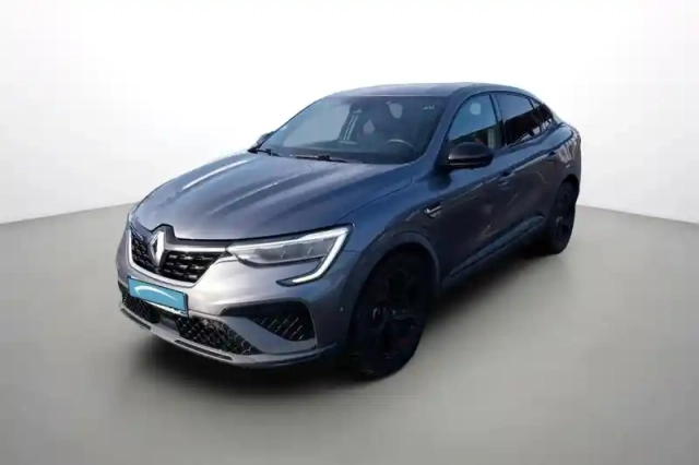 Renault Arkana e-tech 145 - 21b