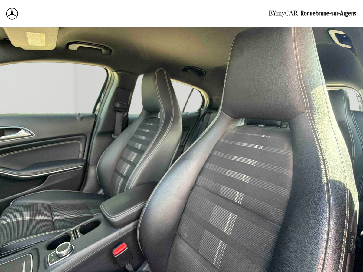 Mercedes GLA 180 d 7-G DCT — photo 11