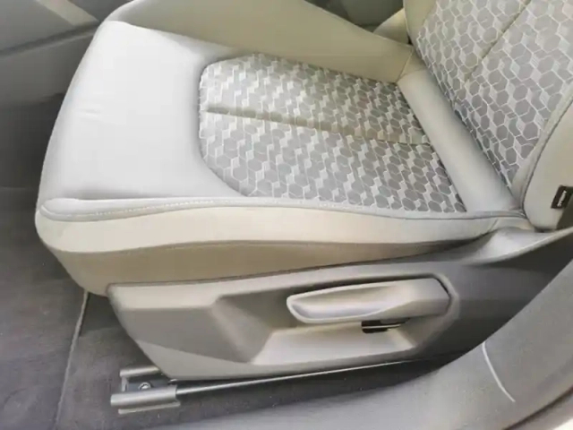 Audi A1 25 tfsi advanced 1.0 tfsi 95 c — photo 13