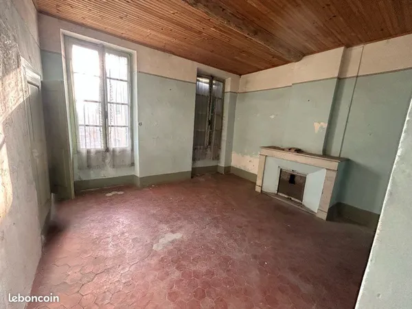 Triplex Manosque à rénover copropriété