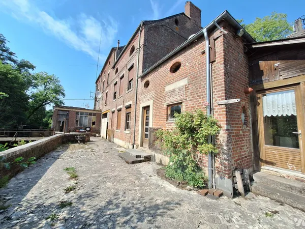 Immeuble 275 m²