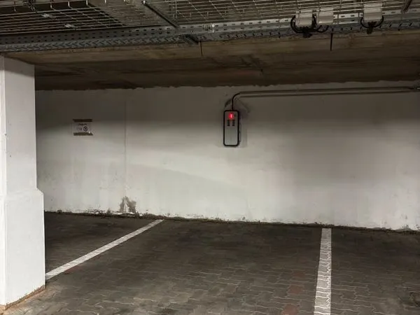 STRASBOURG KRUTENAU - Location parking sécurisé avec borne électrique en sous-sol