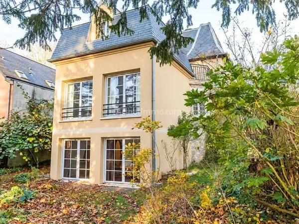 SOISY SUR SEINE - MAISON DE 6 PIECES