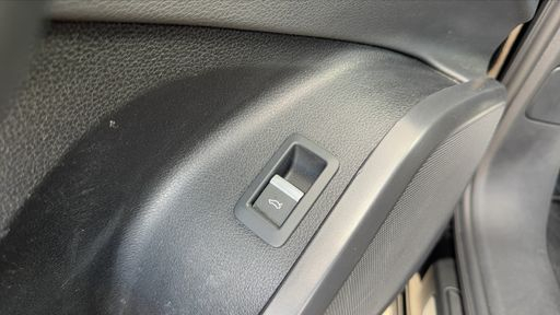 Audi Q5 40 TDI 204 Quattro Mild Hybrid S-Tronic 7 - Ambition – 2021 – 130533 km – Hybride diesel – Boîte Automatique — photo 3