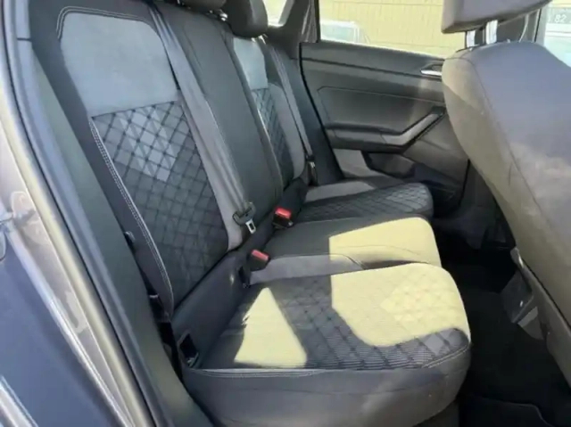 Volkswagen Taigo 1.0 tsi 110ch r-line dsg7 — photo 9