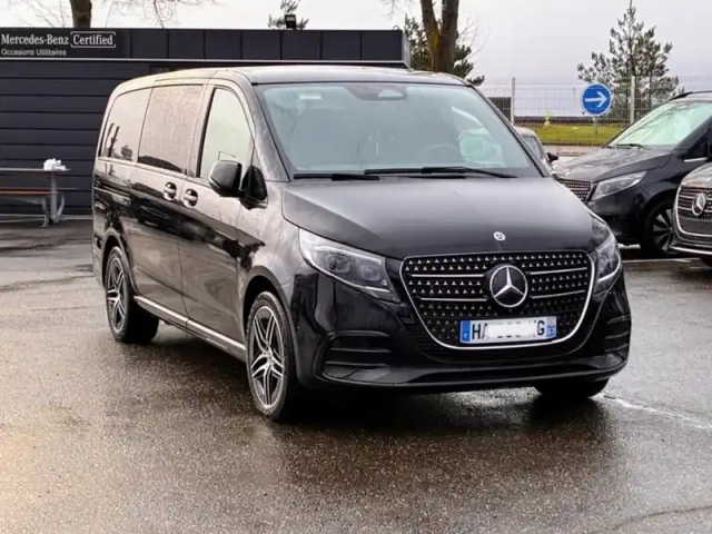 Mercedes Cla 300 d amg line long 8places — photo 5
