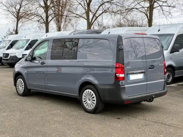 Mercedes Vito 119 cdi mixto long l2 4x4 5pla — photo 5