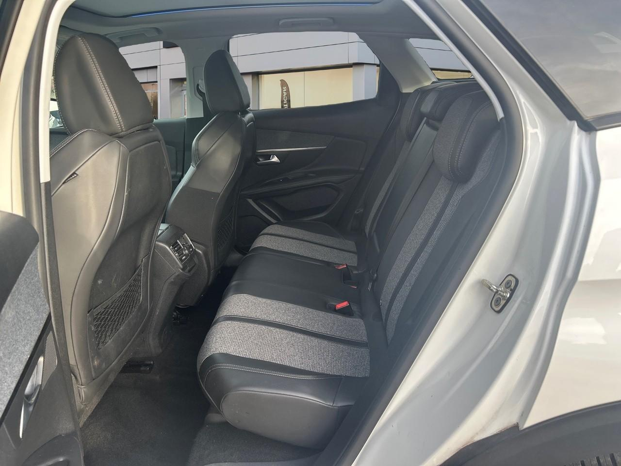 Peugeot 3008 1.2 puretech 130ch allure s&s eat6 — photo 10