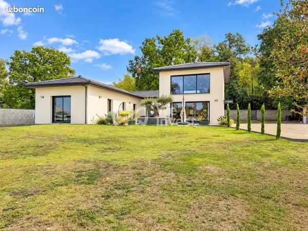 Maison 5 pièces 170 m²