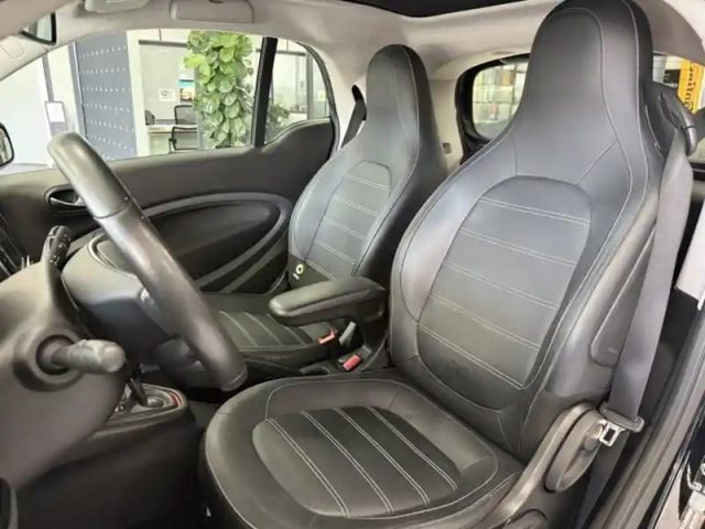 Smart Fortwo electric drive / eq (453.391) — photo 11
