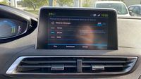 Peugeot 3008 HYBRID4 300ch GT e-EAT8 — photo 19