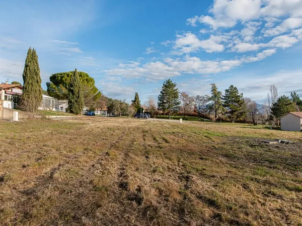 3 Terrains à bâtir- Peyruis