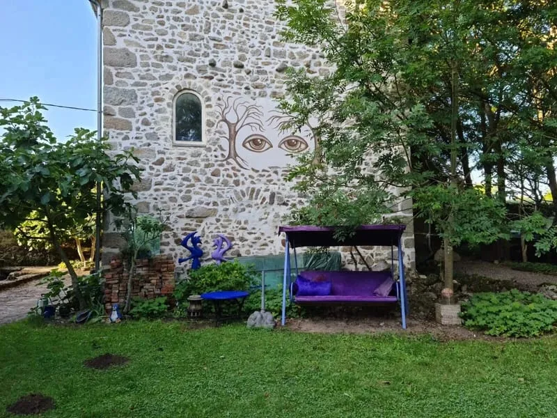 Photo 6