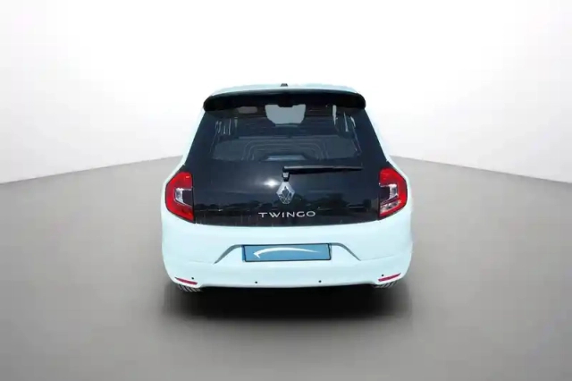 Renault Twingo iii e-tech — photo 5