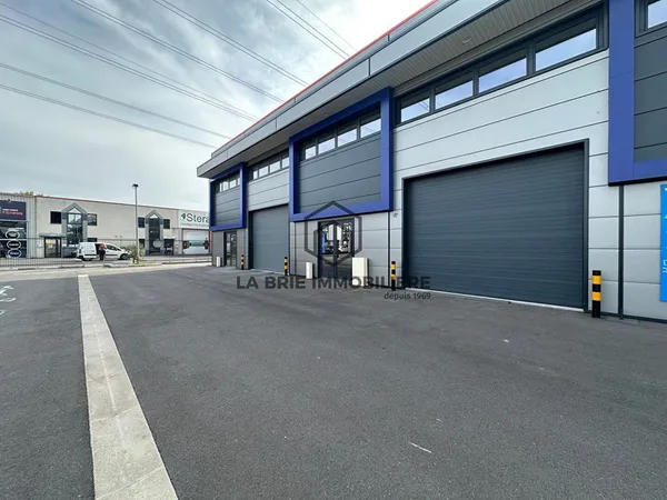 Bureaux 6 pièces 280 m²