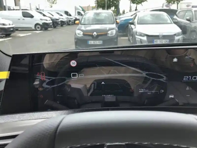 Peugeot 5008 hybrid 145 ch e-dcs6 — photo 10