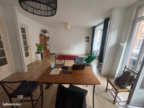 Colocation 100m2 Lille Flandre 440 euros