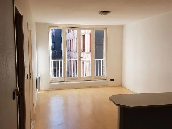 Appartement f2 centre elbeuf 41m2