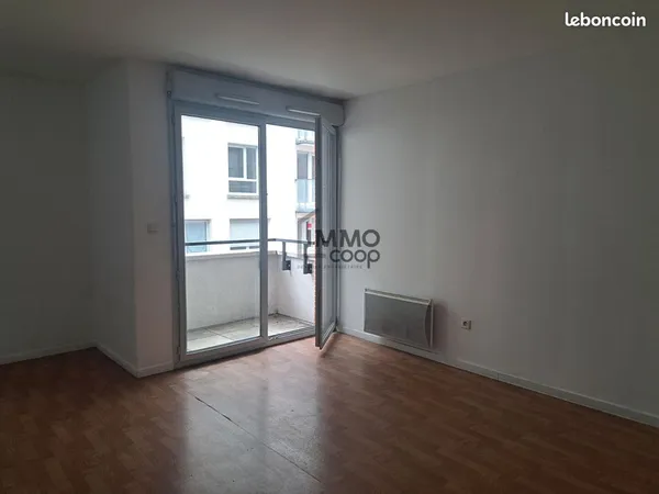 Studio 1 pièce 30 m²