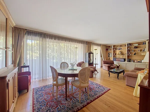 Appartement 5 pièces 99 m²