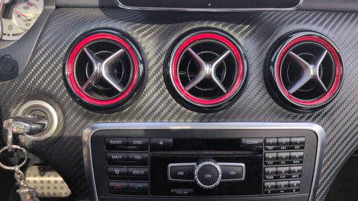 Mercedes Classe A 2.0 250 211 7G-DCT - Sport – 2015 – 123638 km – Essence – Boîte Automatique — photo 13