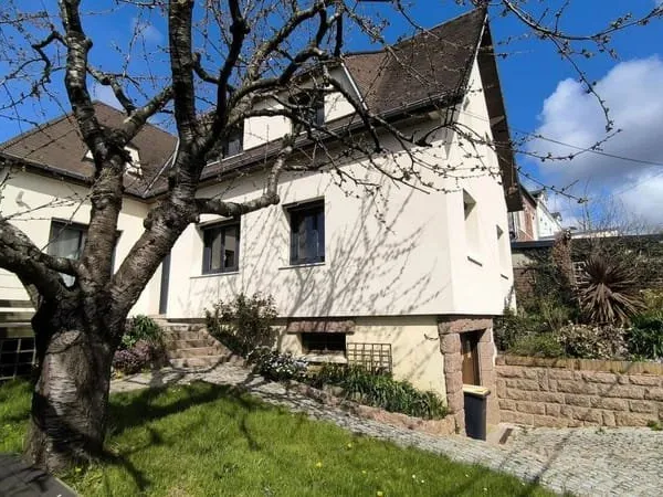 Maison 6 pièces 180 m²