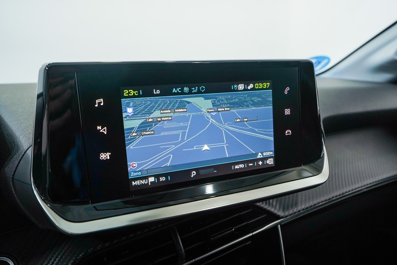 Peugeot 208 — photo 26