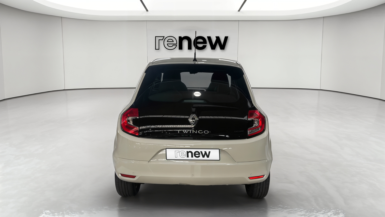 Renault Twingo III E-Tech — photo 4