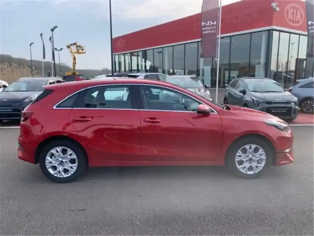 Kia Ceed 1.5 t-gdi 140 ch bvm6 — photo 5