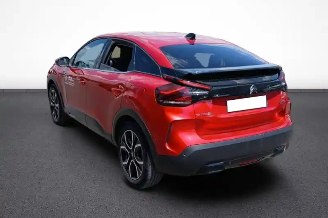 Citroën C4 e- 136 ch automatique — photo 4