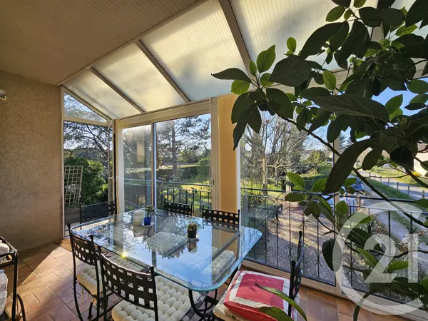 Maison 5 pièces 195 m²