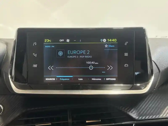 Peugeot 208 e- 136ch active — photo 13