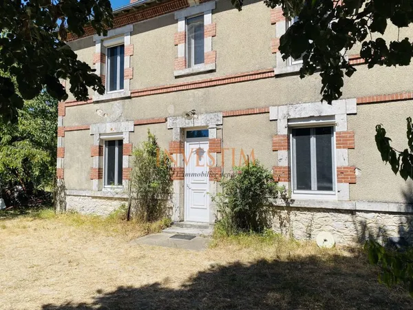 Maison de famille MONT PRES CHAMBORD - VILLESAVIN :