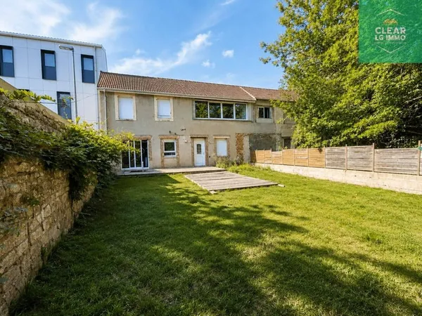 Maison 7 pièces 160 m²