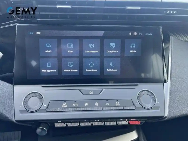 Peugeot 308 hybrid 145 e-dcs6 — photo 31