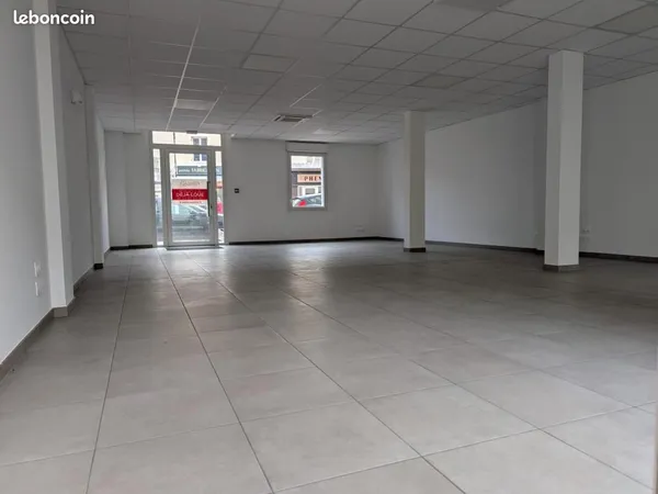 Local commercial 74 m²