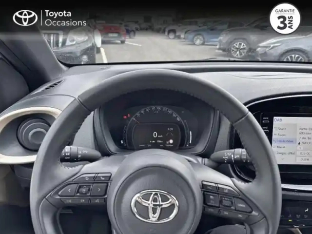 Toyota Aygo x 1.0 vvt-i 72ch design — photo 13