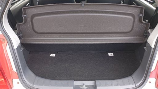 Suzuki Alto 1.0 68 - . – 2014 – 88846 km – Essence – Boîte Manuelle — photo 35