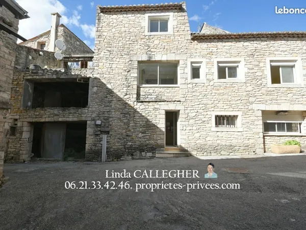Maison 8 pièces 148 m²