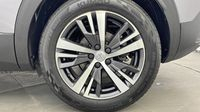 Peugeot 3008 Plug-in Hybrid 225ch Allure Pack e-EAT8 — photo 11
