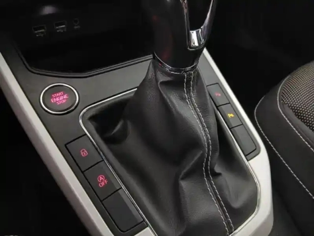 Seat Arona 1.0 ecotsi 95 ch start/stop bvm5 xcellence — photo 25