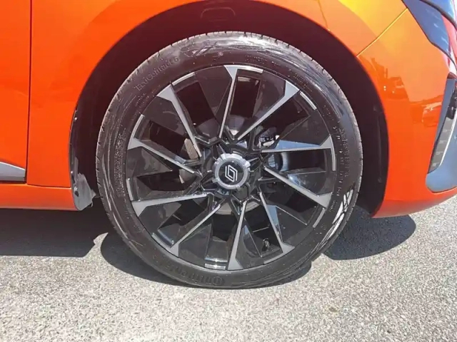 Renault Clio tce 90 ch gsr2 — photo 19