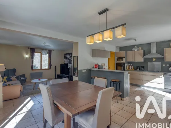 Maison 5 pièces 120 m²