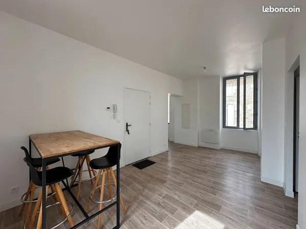 Appartement T3 meublé 44 m2 - Blaye Centre