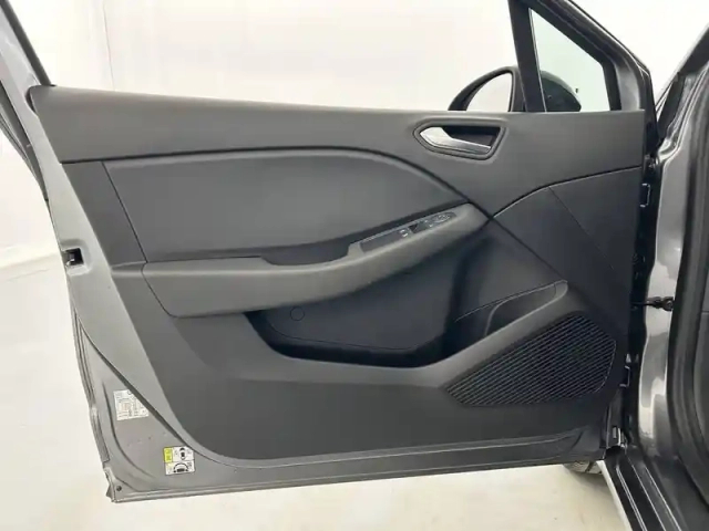Renault Clio tce 90 — photo 11