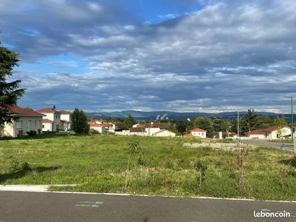 Terrain 382 m² Anthon