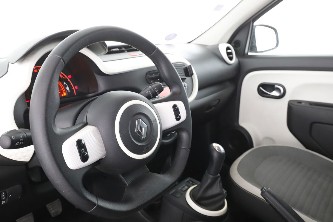 Renault Twingo 1.0 SCe Zen — photo 10