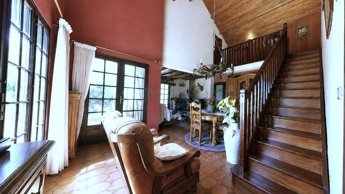 Photo 5