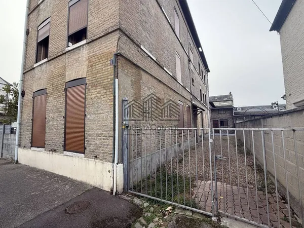 Immeuble de rapport 298 m²