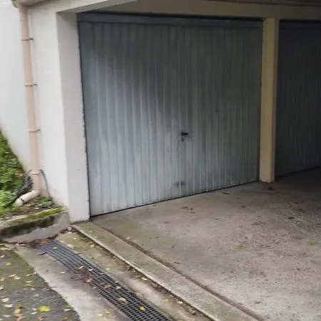 Stationnement Location Toulouse   100€